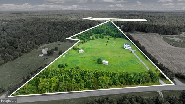 13258 Stonewall Jackson Rd, Woodford