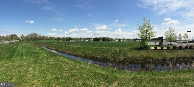 9043 Ocean Gateway, Easton