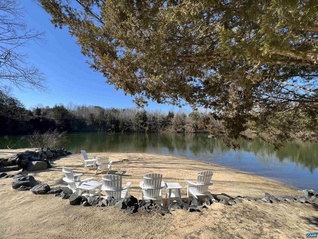 Rock Quarry Rd, Louisa