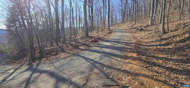 12 Old Mountain Rd, Stanardsville