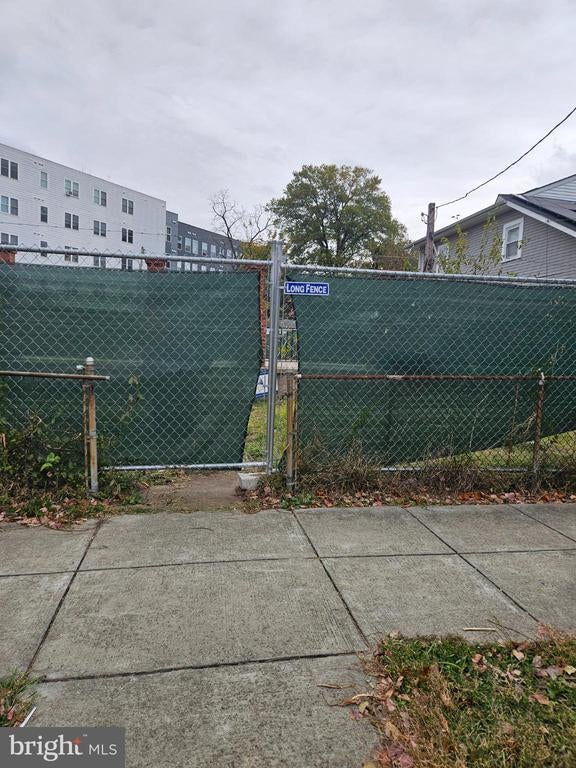 3010 Douglas St Ne, Washington