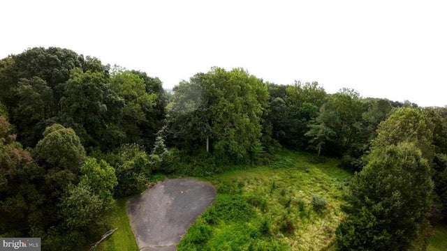 17 Cedar Ct, Middletown