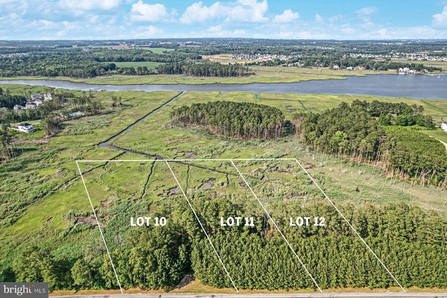 22245 Waterview Rd #10, Lewes