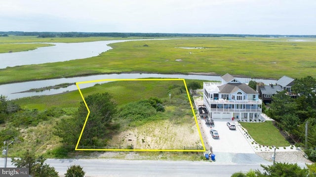 2851 S Bay Shore Dr, Milton