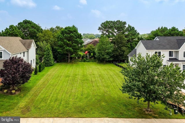 325 Captains Cir, Lewes