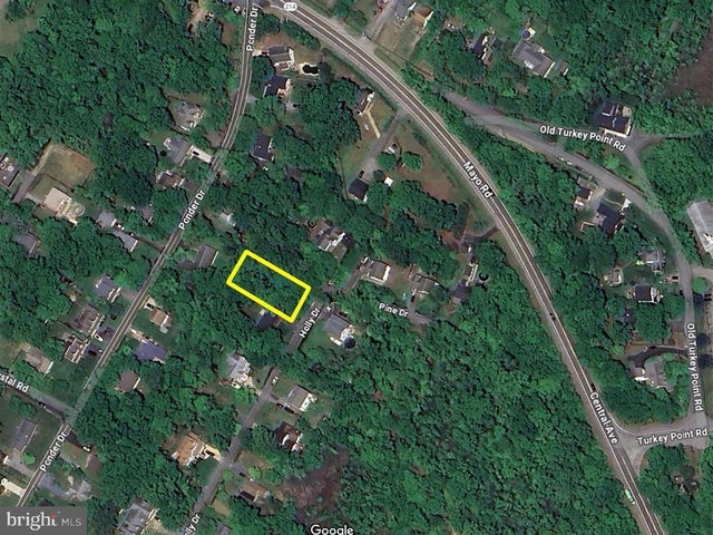 3820 Holly Dr, Edgewater