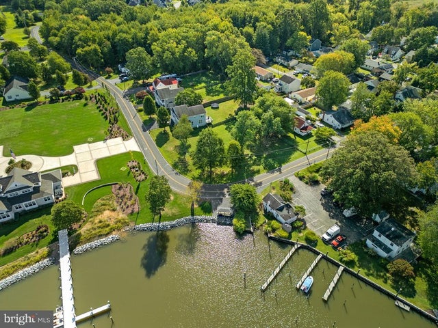 6061 Drum Point Rd, Deale