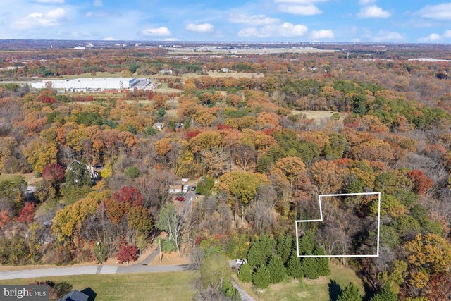 900 S Wieker Rd, Severn