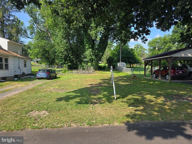 12706 Darrows Ave, Cresaptown