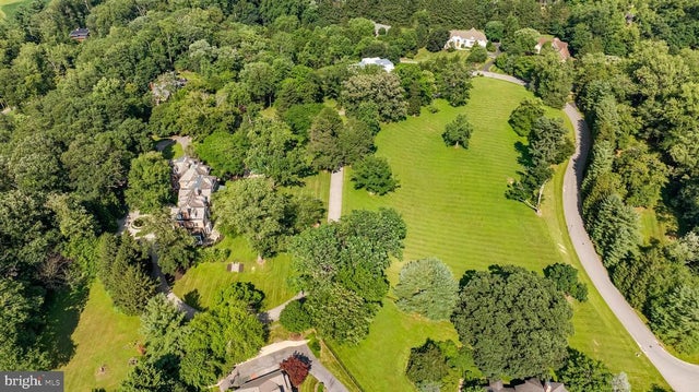 12 Merry Hill Ct, Pikesville