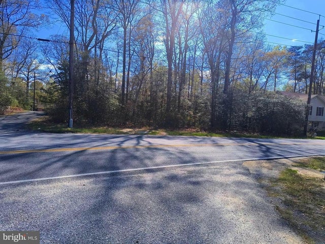 389 Thunderbird Dr, Lusby