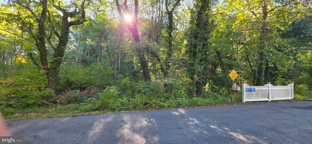 10th St, Chesapeake Beach