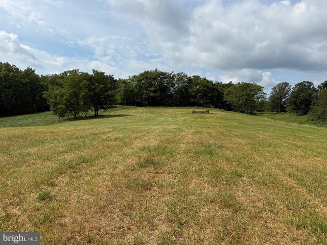 1309 Trevanion Rd, Union Bridge