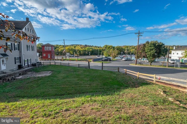 101 E Potomac St, Brunswick