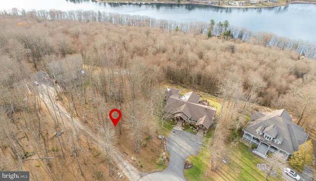 13 Parkside South Ct, Mc Henry