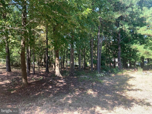 5750 Walnut St, Rock Hall