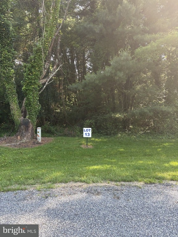 13 Wilson Point Rd, Galena