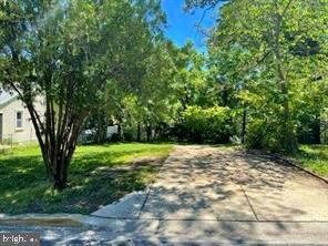 6505 Kansas Ln, Takoma Park
