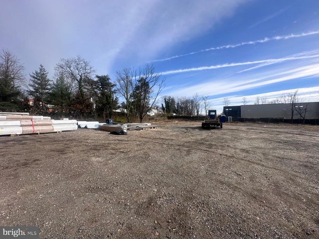 4100 Laurel Rd, Temple Hills