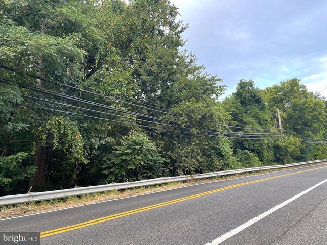 12220 Livingston Rd, Fort Washington