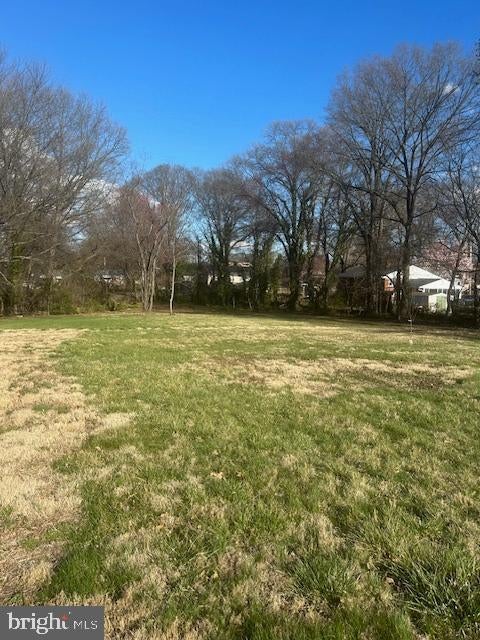 6123 Naval Ave, Lanham