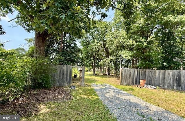 6807 Allentown Rd, Temple Hills