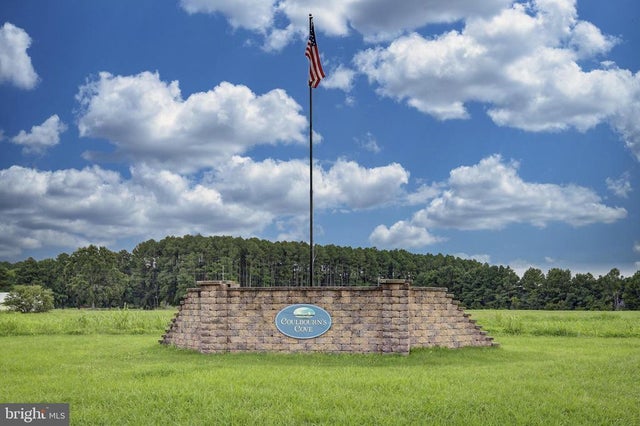 28085 Coves Way, Marion Station