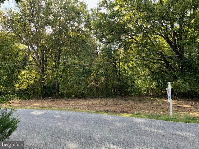 Avis Mill Rd, Williamsport