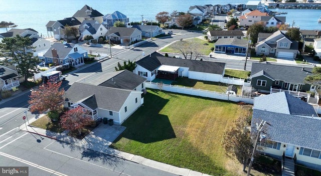 8703 Mediterranean Dr, Ocean City