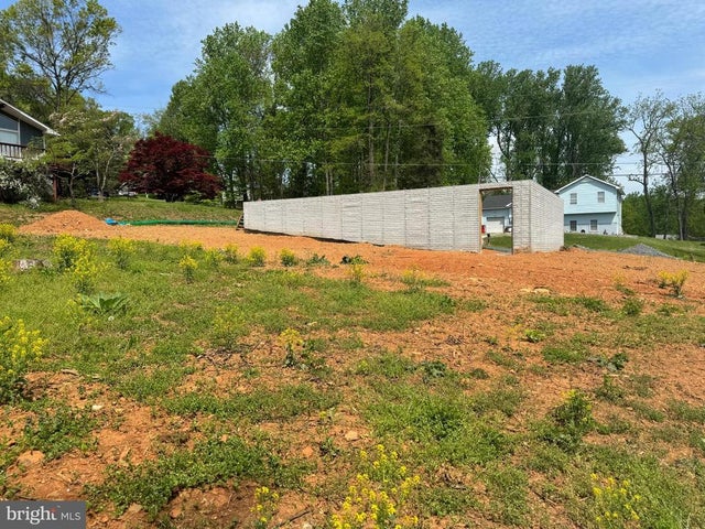 15 Hilltop Trl, Fairfield