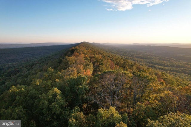 1904 Monroe Mountain Road, Clearville