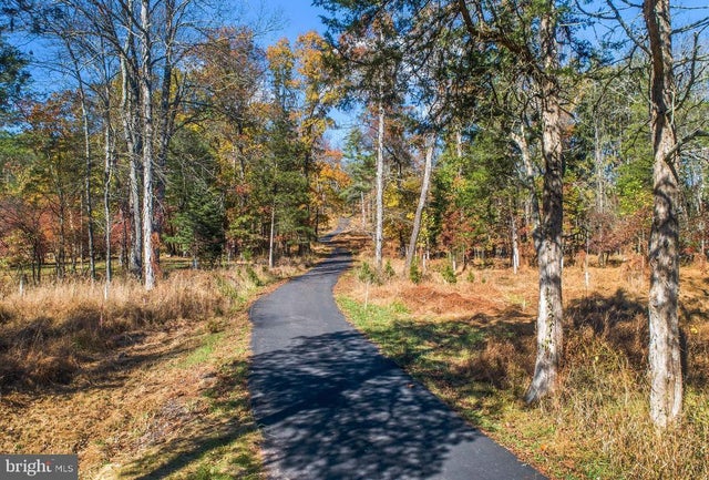 13 Lily Valley Rd, Erwinna