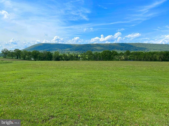 1031 Andrea Way, Boalsburg