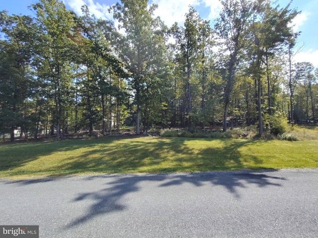 Longwood Dr #69, Waynesboro