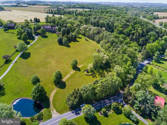 3571 Meadow View Rd, Manheim