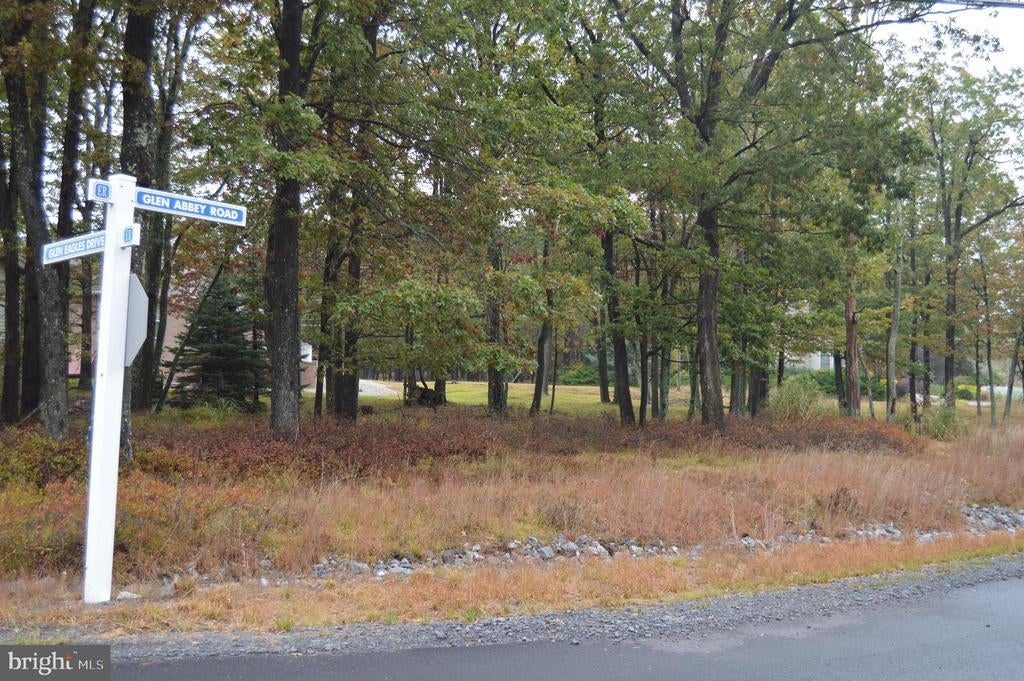 120 Glen Eagles Dr, HAZLETON
