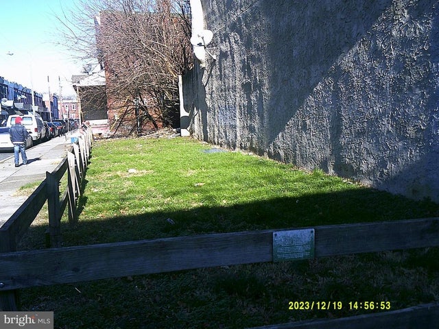 5633 Market St, Philadelphia