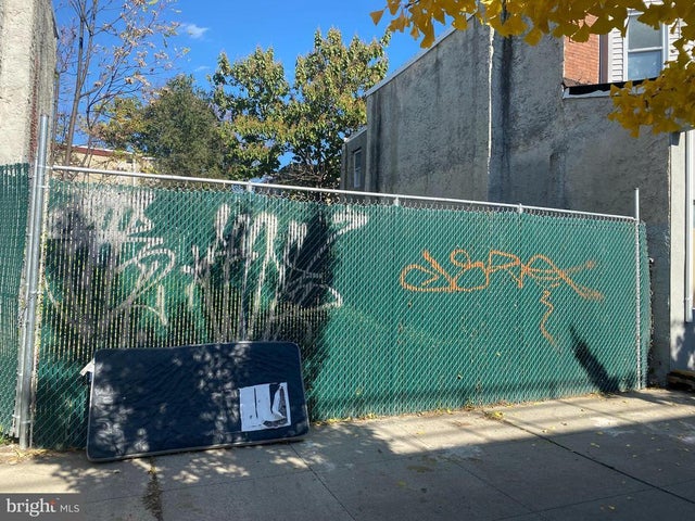 5423 Market St, Philadelphia