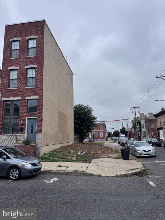 1239 S 24th St, Philadelphia