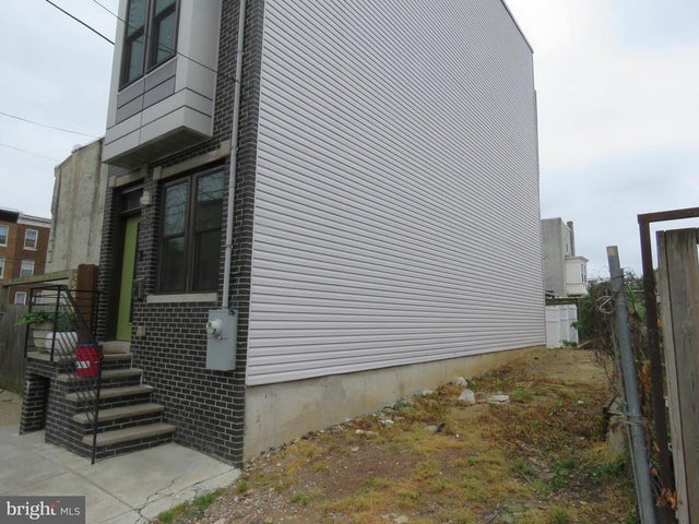 2461 Sepviva St, Philadelphia