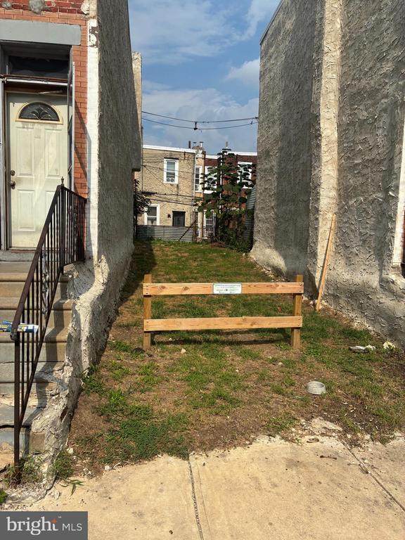 1821 S Conestoga St, Philadelphia