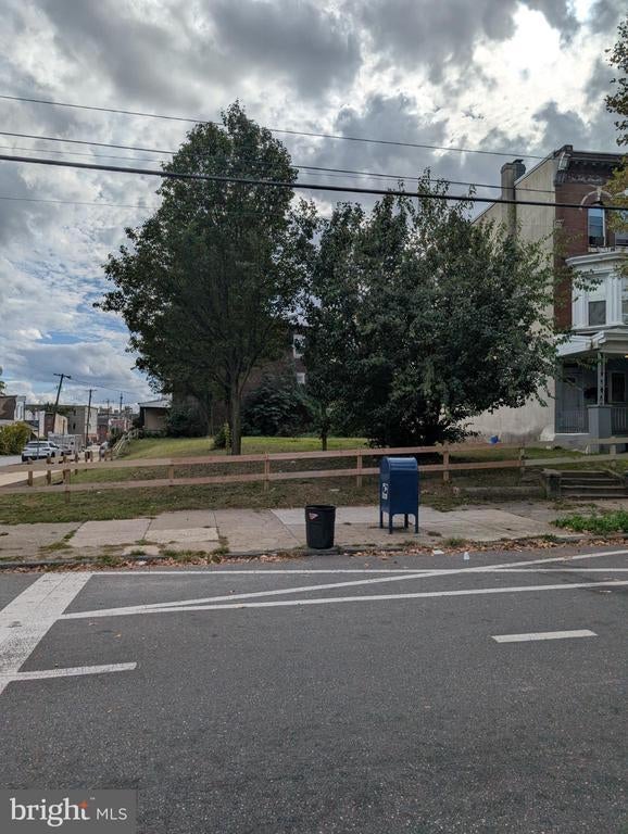 1700 W Erie Ave, Philadelphia