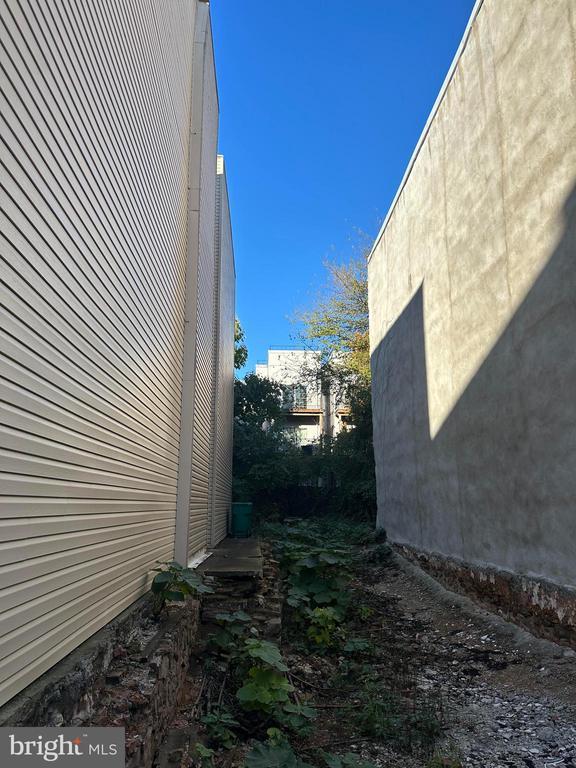 1830 N 17th St, Philadelphia