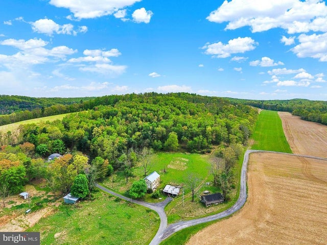 57 Metz Ln, New Bloomfield