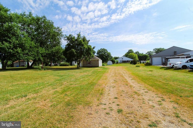 Stillmeadow Ln, York