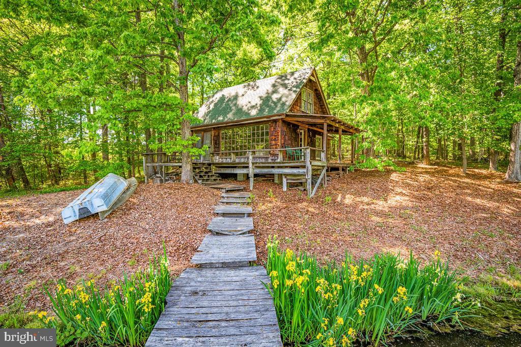 Listing photo for 160.99 Acres Gravel Hill Rd, DILLWYN, VA