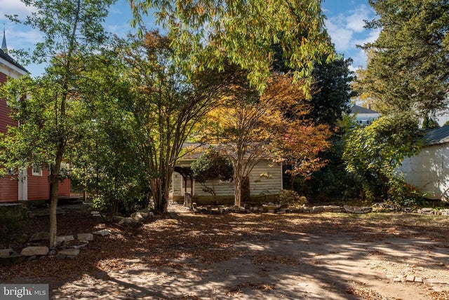 1104 Caroline St, Fredericksburg
