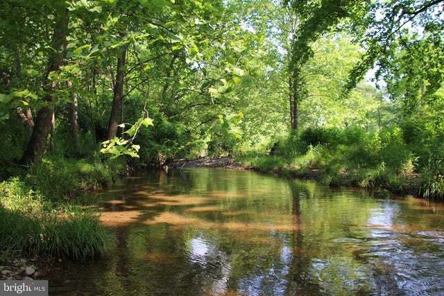 Brush Creek Rd, Winchester