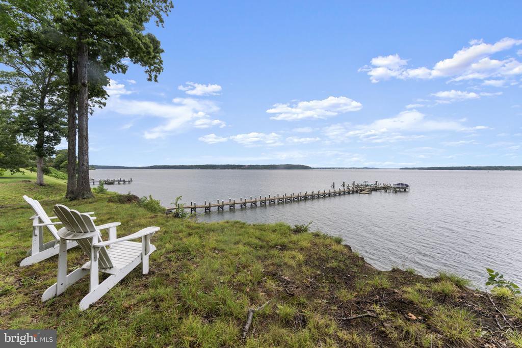 11295 Cresswell Lndg, LORTON