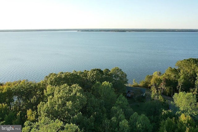 Arthur Rd, King George